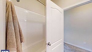 Pinehurst / 2508-2 Bathroom 115473