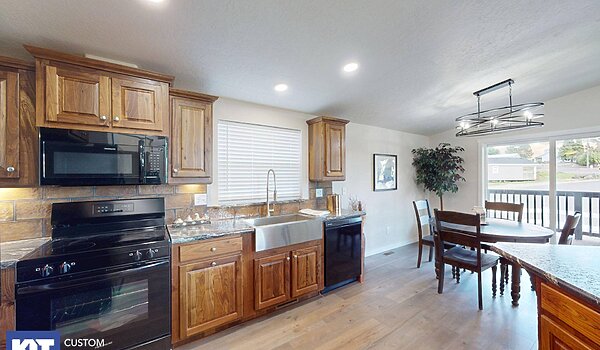 Pinehurst / 2508-2 Kitchen 115466