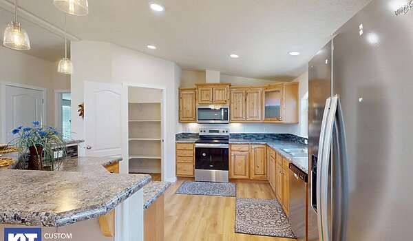 Pinehurst / 2506-9 Kitchen 115505