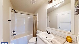 Pinehurst / 2512-3 Bathroom 115539