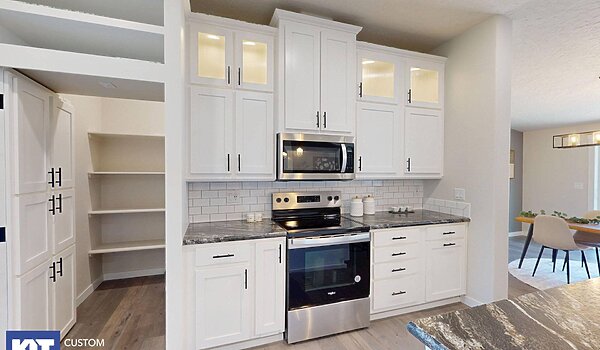 Pinehurst / 2512-3 Kitchen 115530