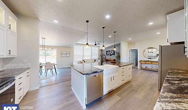Pinehurst / 2512-3 Kitchen 115531