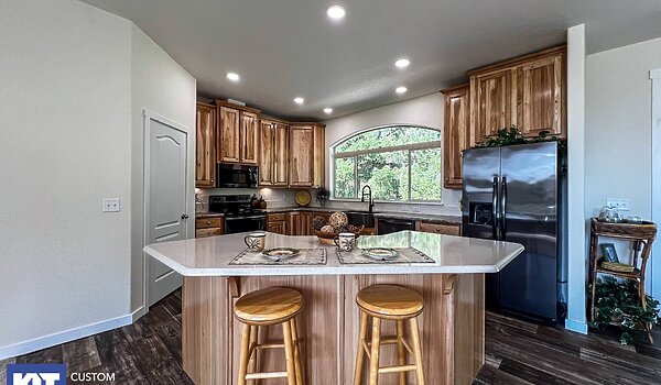 Pinehurst / 2506-10 Kitchen 118795