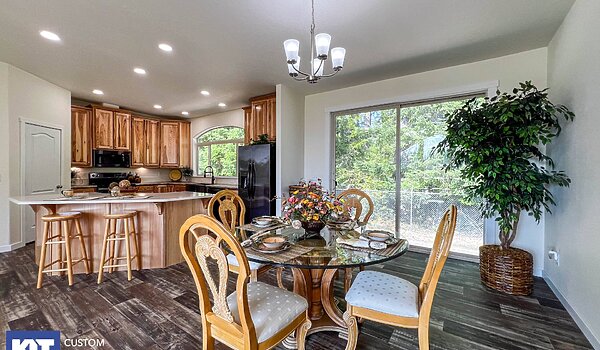 Pinehurst / 2506-10 Kitchen 118798