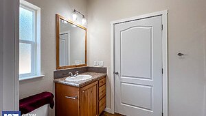 Pinehurst / 2501-2 Bathroom 118823