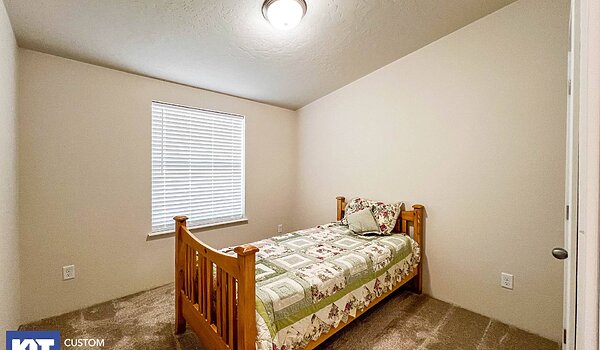 Pinehurst / 2501-2 Bedroom 118819