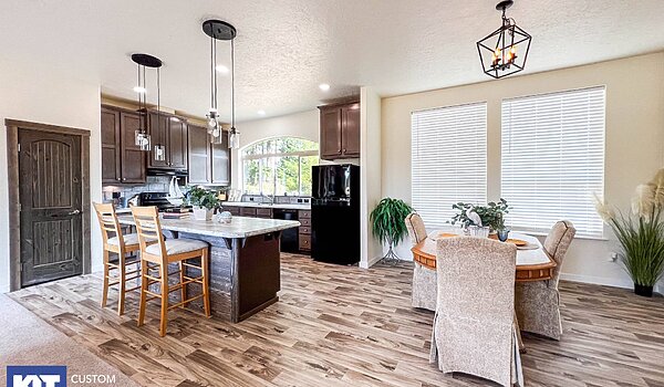 Pinehurst / 2504-5 Kitchen 118835