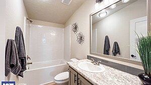 Cedar Canyon / 2020 with Raised Roof Bathroom 120606