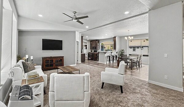 Cedar Canyon / 2020-5 Interior 130952