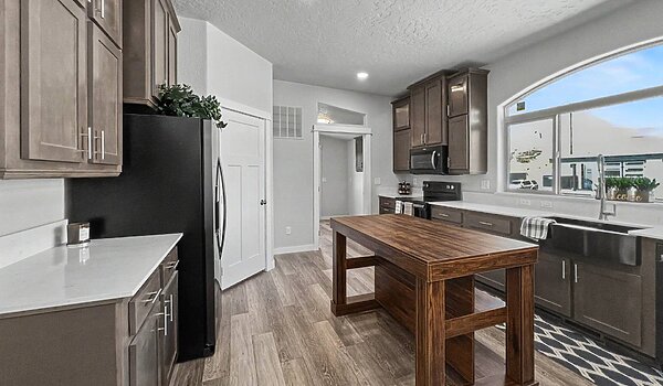 Cedar Canyon / 2020-5 Interior 130955