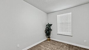 Cedar Canyon / 2032-4 Interior 130983