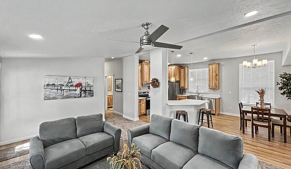 Cedar Canyon / 2032-4 Interior 130974