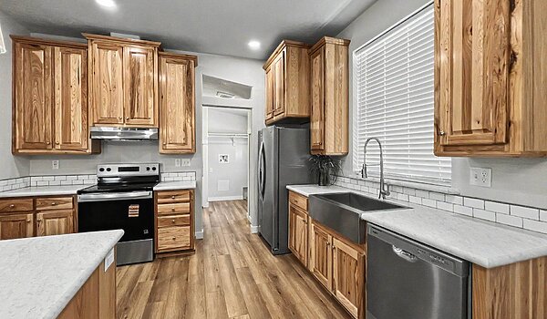 Cedar Canyon / 2032-4 Interior 130977