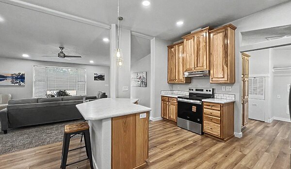 Cedar Canyon / 2032-4 Interior 130978