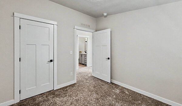 Pinehurst / 2501-3 Interior 131003
