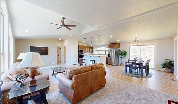 Pinehurst / 2504-6 Interior 131012
