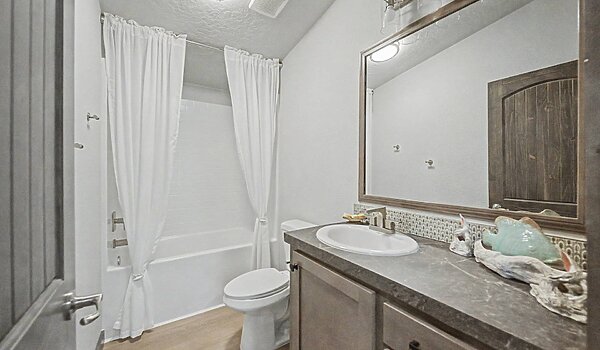 Cedar Canyon / 2076-5 Bathroom 135542