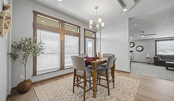 Cedar Canyon / 2076-5 Interior 135535