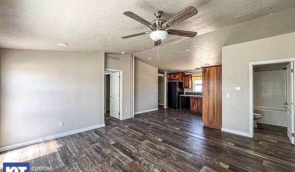 Cedar Canyon / 2003 Interior 113360