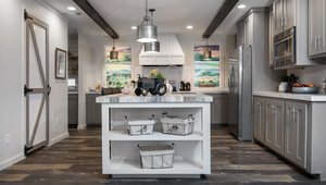 Magnolia / The Sweetwater Kitchen 22707
