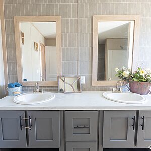 Epic Experience / The Snowcap 45CEE28764BH Bathroom 140525