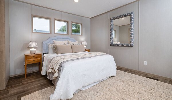 Epic Journey / Magellan 43CEJ16723AH Bedroom 117479