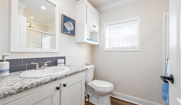 Park Model / Coastal Classic 1435454LGX Bathroom 82730