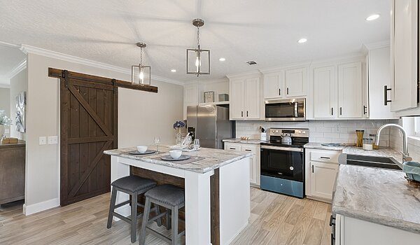 Waycross Express / 3258494 Kitchen 144378
