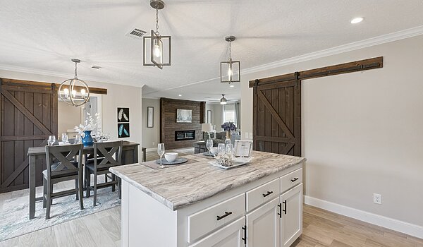 Waycross Express / 3258494 Kitchen 144379