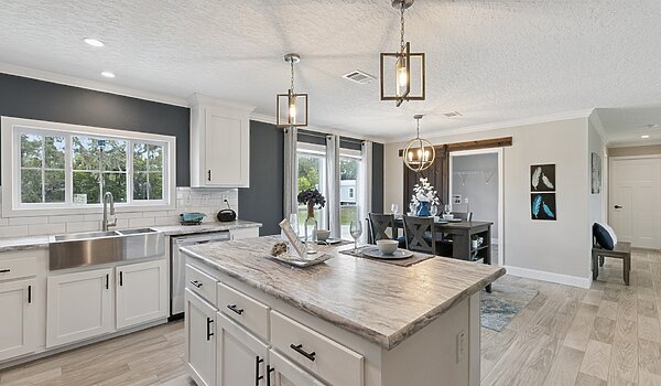 Waycross Express / 3258494 Kitchen 144380