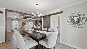 Waycross Express / Cottonwood 3272537 Interior 128404