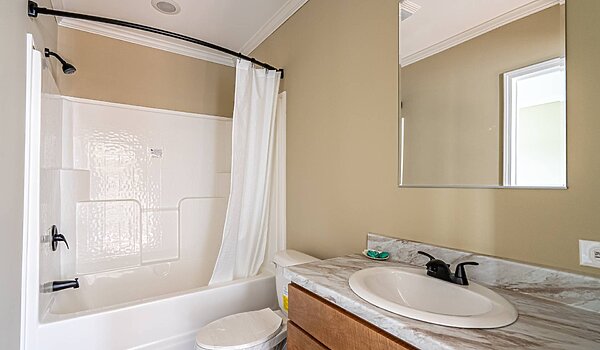 Signature Series / Greenfield DVHBSS-8409 Bathroom 115637