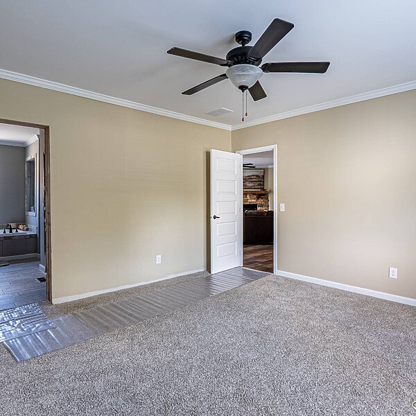 Signature Series / Greenfield DVHBSS-8409 Bedroom 115631
