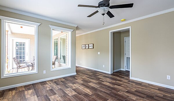 Signature Series / Greenfield DVHBSS-8409 Interior 115628