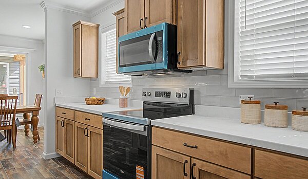 Signature Series / Greenfield DVHBSS-8409 Interior 129953