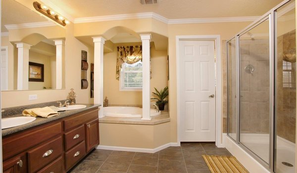 Deer Valley Series / Cedar Lake DVD-7006 Bathroom 9786