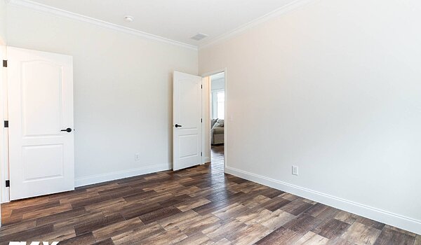 Signature Series / Orchard House DVHBSS-9006 Bedroom 116769