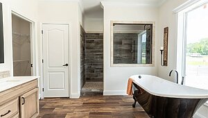 Signature Series / Orchard House DVHBSS-9006C (Porch) Bathroom 116668