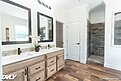 Signature Series / Orchard House DVHBSS-9006C (Porch) Bathroom 116669