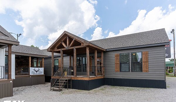 Signature Series / Orchard House DVHBSS-9006C (Porch) Exterior 116676
