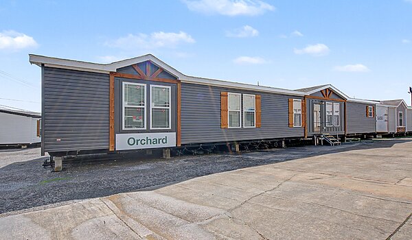 Signature Series / Orchard House DVHBSS-9006C (Porch) Exterior 129529