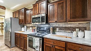 Woodland Series / The Yule WL-7207 Lot #15 Only $209,995 Kitchen 41525