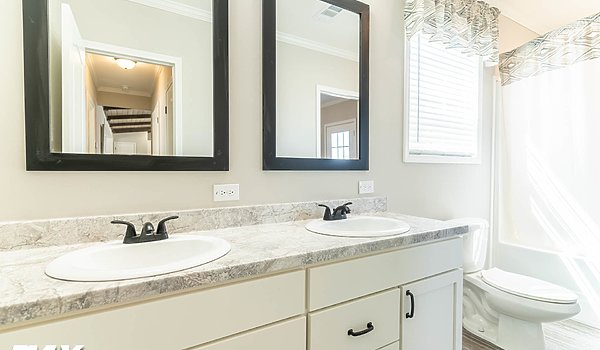 Signature Series / The Oasis DVHBSS-8414E Bathroom 83562