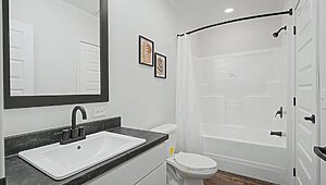Signature Series / The Oasis DVHBSS-8414B Bathroom 129209