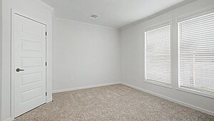 Signature Series / The Oasis DVHBSS-8414B Bedroom 129203