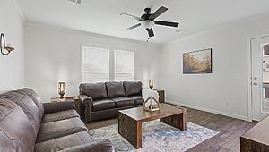 Signature Series / The Oasis DVHBSS-8414B Interior 129192