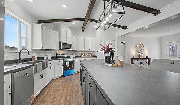 Signature Series / The Oasis DVHBSS-8414B Kitchen 129196