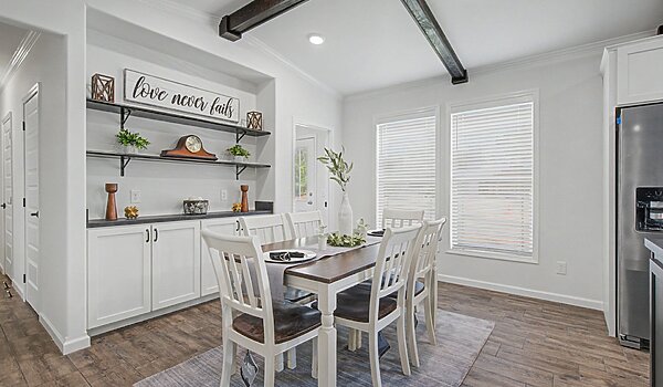 Signature Series / The Oasis DVHBSS-8414B Kitchen 129200