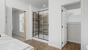 Signature Series / The Woodside DVHBSS-6603 Bathroom 125900