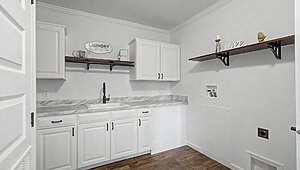 Signature Series / The Woodside DVHBSS-6603 Utility 125903